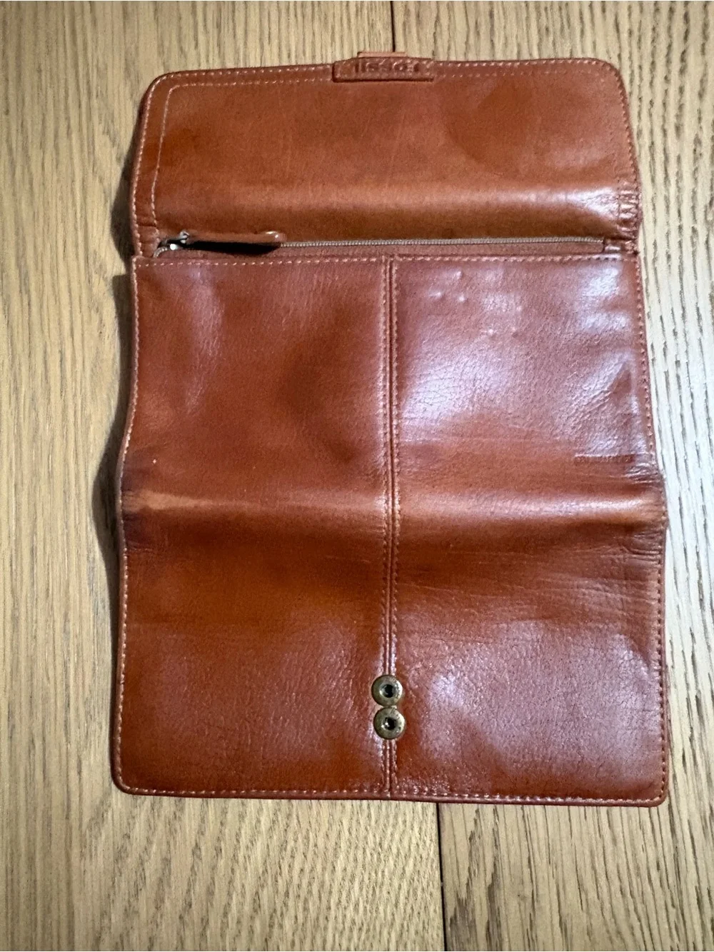 Fossil Rustic Brown Leather Clutch Wallet